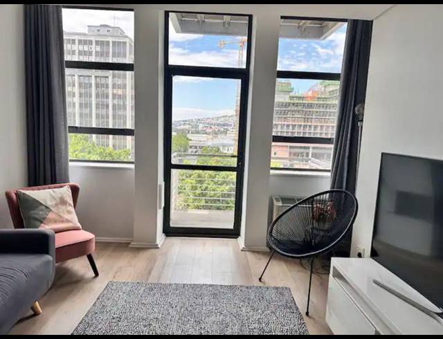 1 BEDROOM APARTMENT TO LET IN CAPE TOWN CITY CENTRE